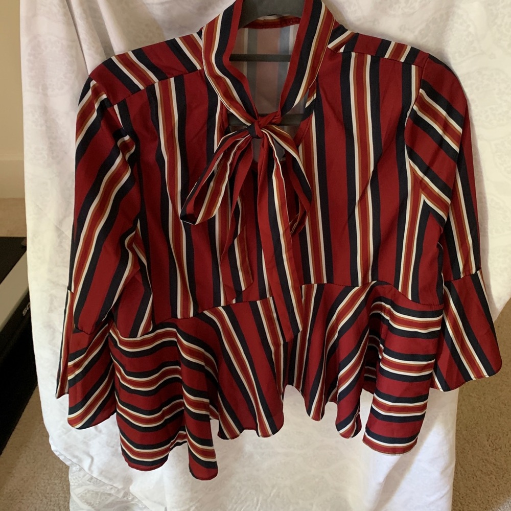 Red tie top